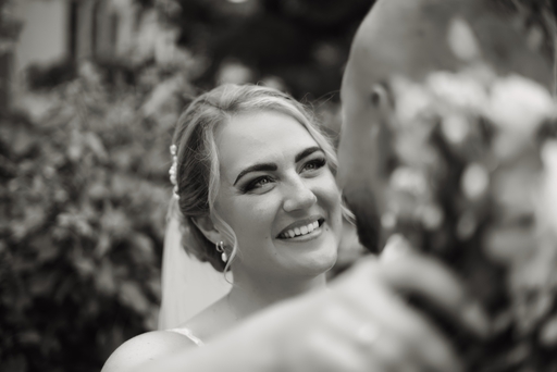 Hochzeitsfotografie & Videografie | Hochzeitsfotografie | Hochzeitsfotograf auf alleFotografen