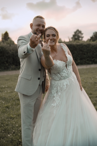 Hochzeitsfotografie & Videografie | Hochzeitsfotografie | Hochzeitsfotograf auf alleFotografen