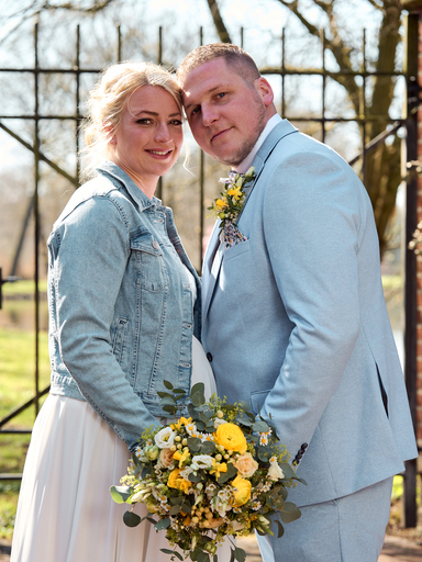 Xtina Fotografie | Portrait  | Werbefotograf auf alleFotografen