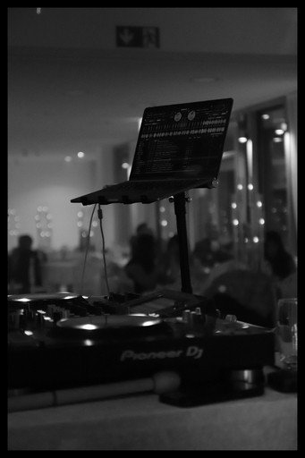 Pixora.Films | Mit 77D | Werbefotograf auf alleFotografen