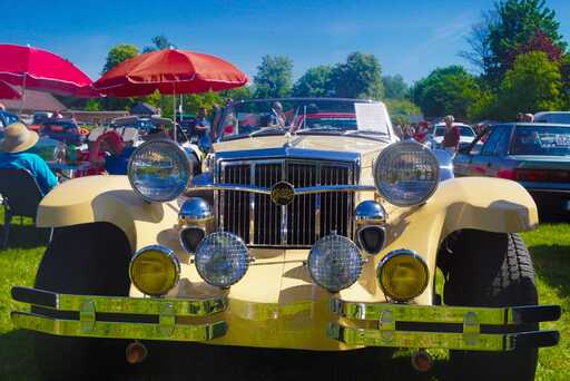 Aliya Ernst  | Oldtimer | Paarfotograf auf alleFotografen