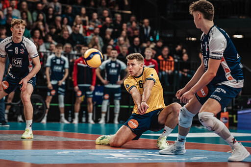 Anton Höfel | Sportfotografie | Fahrzeugfotograf auf alleFotografen