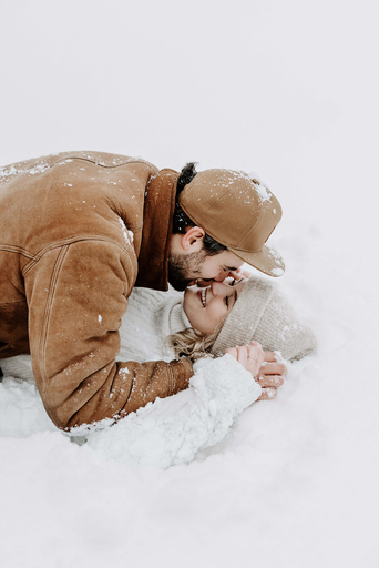 Nadine Priester | Paare | Hundefotograf auf alleFotografen