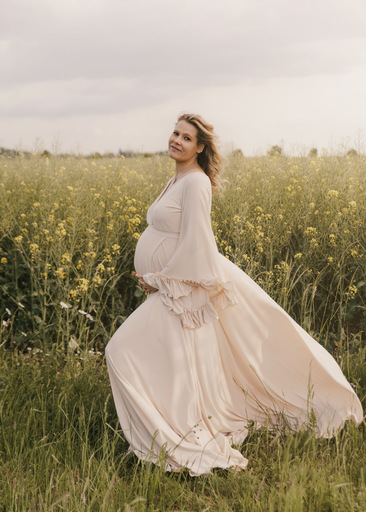 Magic-Moments-Photographie by Michaela Grube | Babybauch | fotograf auf alleFotografen