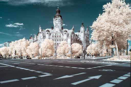 Christian Lorenz | RandomCityLights | Leipzig Infrarot | Kunstfotograf auf alleFotografen