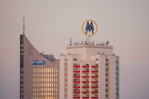 Christian Lorenz | RandomCityLights | Leipzig | Architekturfotograf auf alleFotografen