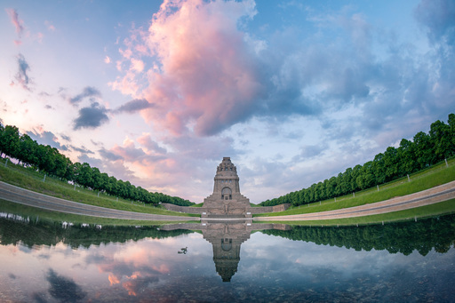 Christian Lorenz | RandomCityLights | Leipzig | Architekturfotograf auf alleFotografen