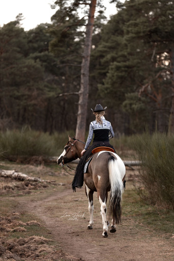 Lara Hück Fotografie  | Pferdefotografie | Hundefotograf auf alleFotografen