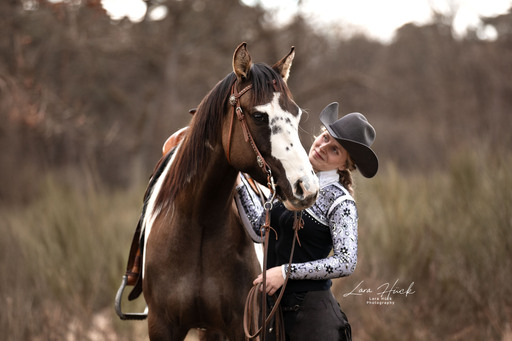 Lara Hück Fotografie  | Pferdefotografie | Portraitfotograf auf alleFotografen