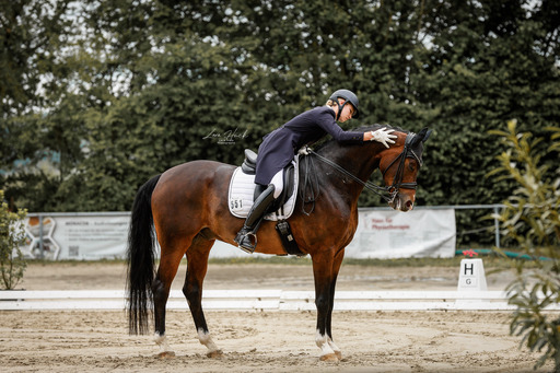 Lara Hück Fotografie  | Turnierfotografie | Sportfotograf auf alleFotografen