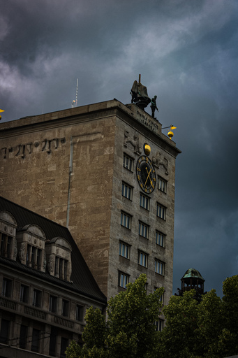 Fotografie Leipzig by Sarah | Architektur  | Hundefotograf auf alleFotografen