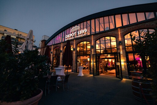 Tim Goger I Hochzeitsfotograf & Eventfotograf | Events | Werbefotograf auf alleFotografen