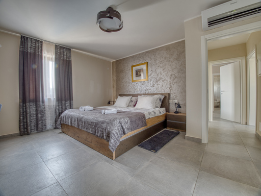 Thomas Dettweiler | Imagekampagnen | Werbefotograf auf alleFotografen