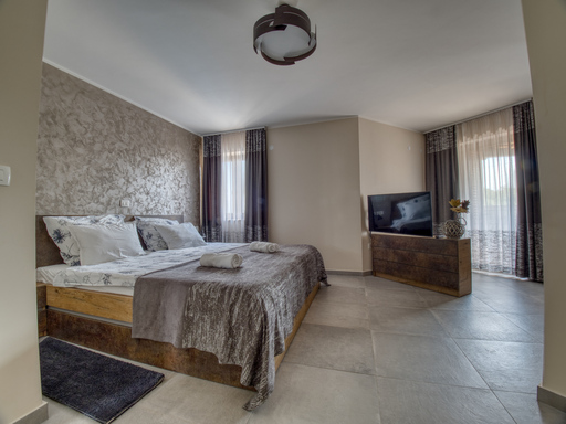 Thomas Dettweiler | Imagekampagnen | Werbefotograf auf alleFotografen