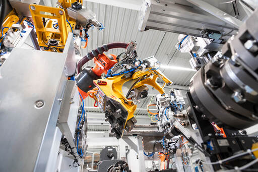 Philipp Eigner Media Production | Industrie | Kunstfotograf auf alleFotografen