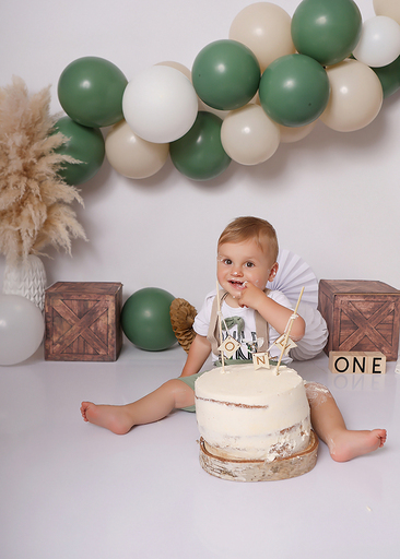 Christina De Vivo Photography  | Smash the Cake | Beautyfotograf auf alleFotografen