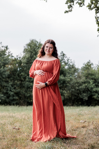 Sandra | Familienfotografie, Wochenbett, Schwangerschaft | Babyfotograf auf alleFotografen