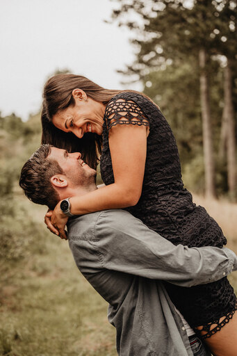 Nicole Grasmann Photography | Paare | Hochzeitsfotograf auf alleFotografen