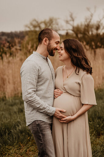 Nicole Grasmann Photography | Babybauch | Babyfotograf auf alleFotografen