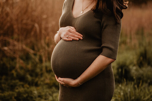 Nicole Grasmann Photography | Babybauch | Hochzeitsfotograf auf alleFotografen