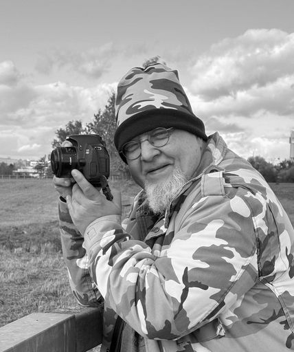 Falkenauge31 | Schwarz/Weiß Portrait | Aktfotograf auf alleFotografen