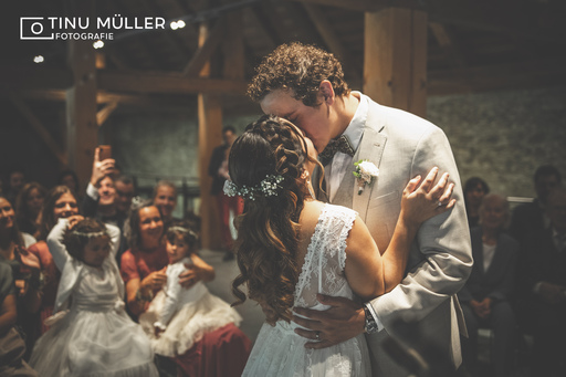 Tinu Müller Fotografie | Hochzeit | Portraitfotograf auf alleFotografen