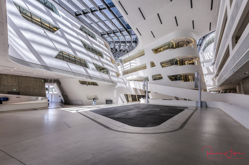 Ramin Jafari | Architektur + Interior Design | Industriefotograf auf alleFotografen