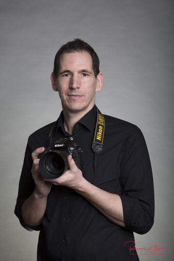Ramin Jafari | Portraits + Headshots | Werbefotograf auf alleFotografen