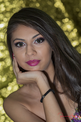 Ramin Jafari | Portraits + Headshots | Architekturfotograf auf alleFotografen