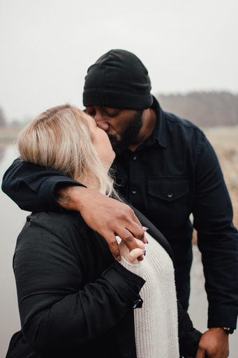 Jute Fotografie | Paare | Babyfotograf auf alleFotografen