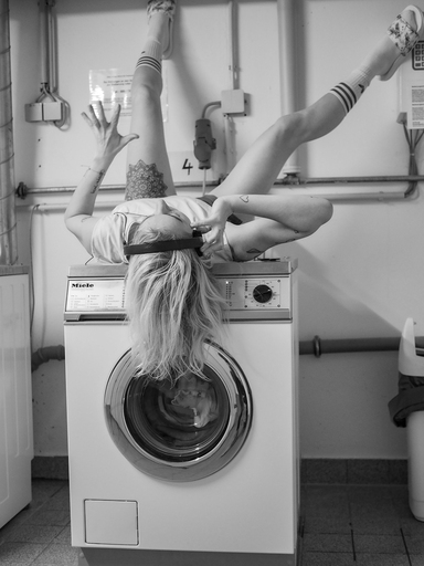 Kevin França | Fine Art Photography  | Laundry | Beautyfotograf auf alleFotografen