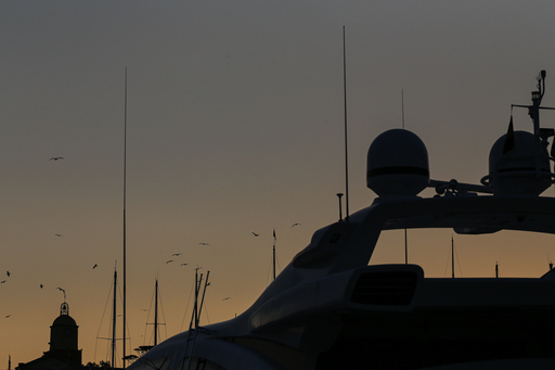 Kevin França | Fine Art Photography  | Boats 'n Cars | Beautyfotograf auf alleFotografen