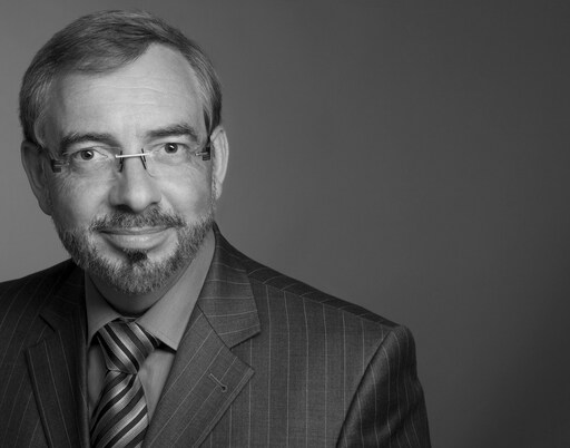 FOTOSTUDIO H. Winkelmann | Businessfotos | Beautyfotograf auf alleFotografen