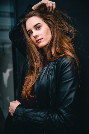 Andreas Balg | Lifestyle Portrait | Architekturfotograf auf alleFotografen