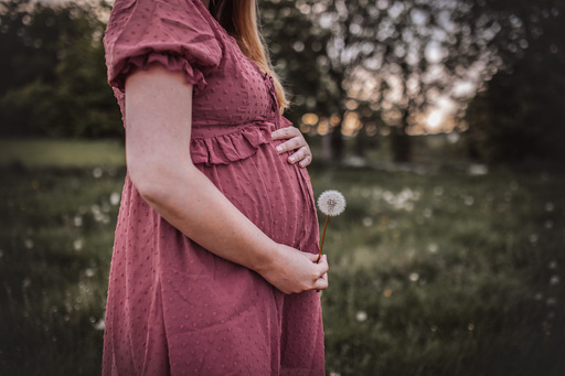 Cindy HΓΌllen Fotografie | Babybauch | Hundefotograf auf alleFotografen