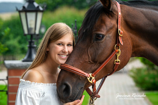 JR Fotografie Bielefeld | Mensch & Tier | Hundefotograf auf alleFotografen