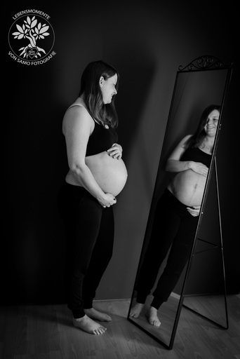 SAMO Fotografie | Babybauch | Portraitfotograf auf alleFotografen