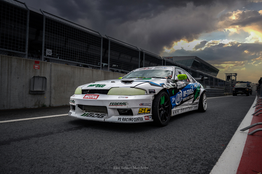 Elisa Lehner-Mayrhofer | Motorsport | Portraitfotograf auf alleFotografen