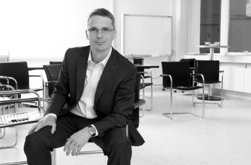 Werbe-Industriefotografie-Kassel | Porträtfotogtrafie | fotograf auf alleFotografen