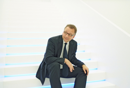 Werbe-Industriefotografie-Kassel | Porträtfotogtrafie | fotograf auf alleFotografen