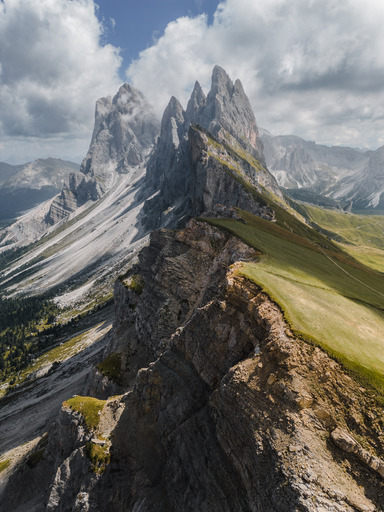 Nico Bogenreuther | Berglandschaften | Luftbildfotograf auf alleFotografen