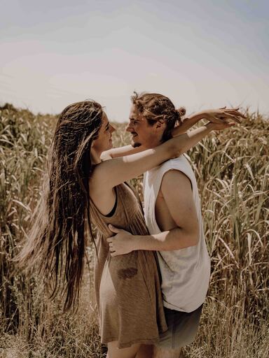 Fox With A Lens Fotografie | Paarfotografie | Konfirmationsfotograf auf alleFotografen