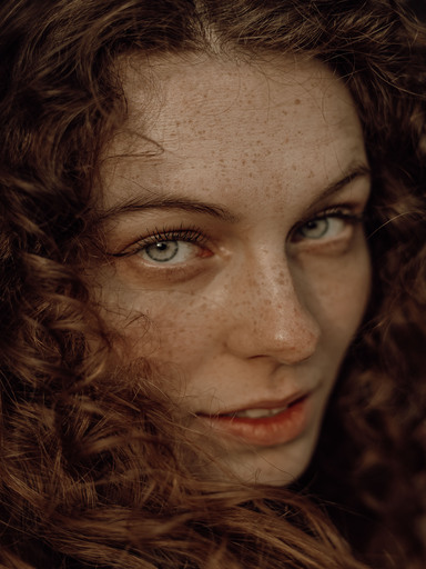 Fox With A Lens Fotografie | Portraitfotografie | Portraitfotograf auf alleFotografen