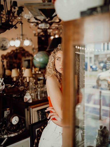 Fox With A Lens Fotografie | Portraitfotografie | Konfirmationsfotograf auf alleFotografen