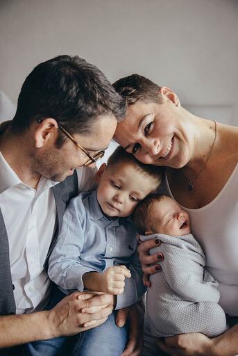Herzblut Studio | Newborn | Portraitfotograf auf alleFotografen