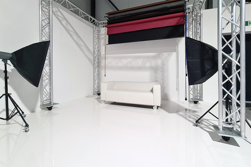 Aktfotograf Kristian Liebrand | Fotostudio | Aktfotograf auf alleFotografen