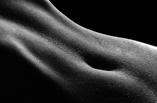 Aktfotograf Kristian Liebrand | Schwarz-weiß Aktfotos | Aktfotograf auf alleFotografen
