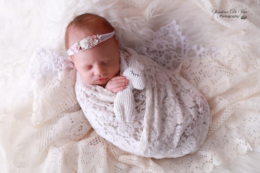 Christina De Vivo Photography  | Neugeborene | Familienfotograf auf alleFotografen