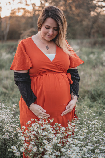 Stefanie Hürrich Fotografie | Babybauch | Tierfotograf auf alleFotografen