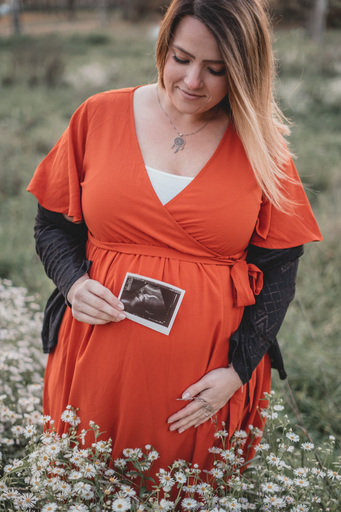 Stefanie Hürrich Fotografie | Babybauch | Babyfotograf auf alleFotografen